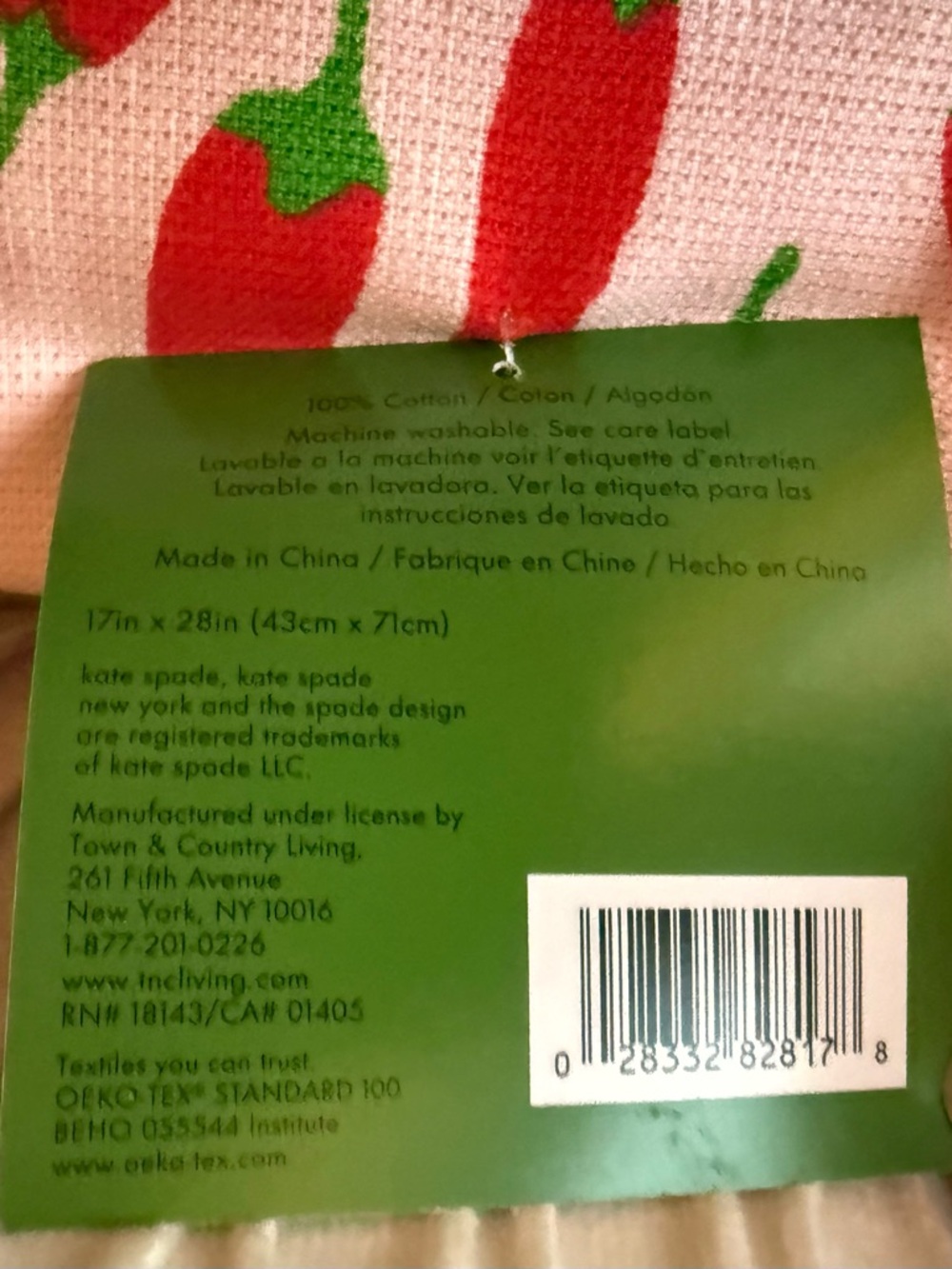 Kate Spade Hot Hot Hot Chili Pepper Kitchen Towel Set & Pot Holder Bundle - Picture 6 of 10